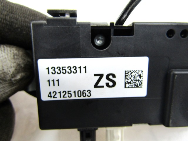 OJACEVALEC / ANTENA OEM N. 13353311 ORIGINAL REZERVNI DEL OPEL ASTRA J P10 5P/3P/SW (2010 - 2015) DIESEL LETNIK 2011