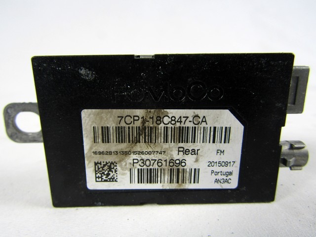 OJACEVALEC AVDIO/RADIO ENOTA  OEM N. P30761696 ORIGINAL REZERVNI DEL VOLVO V40 MK1 525 526 (2012 - 2016)BENZINA LETNIK 2015
