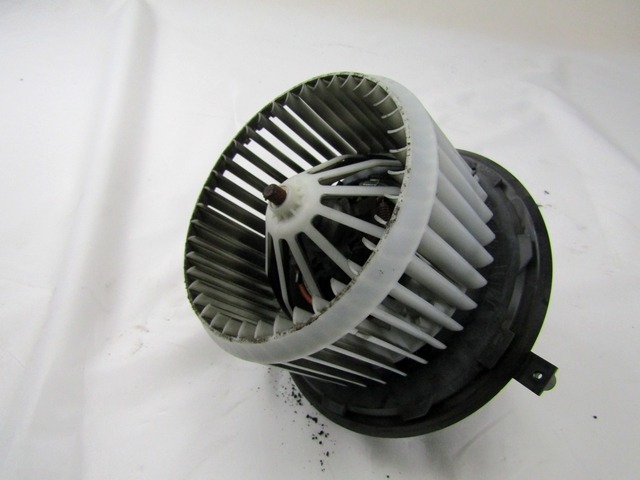 VENTILATOR  KABINE  OEM N. 52407597 ORIGINAL REZERVNI DEL ALFA ROMEO 159 939 BER/SW (2005 - 2013) BENZINA LETNIK 2008