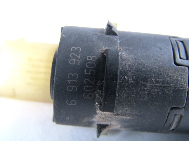 PARKIRNI SENZORJI OEM N. 6913923 ORIGINAL REZERVNI DEL BMW SERIE 3 E46 BER/SW/COUPE/CABRIO LCI R (2002 - 2005) DIESEL LETNIK 2004