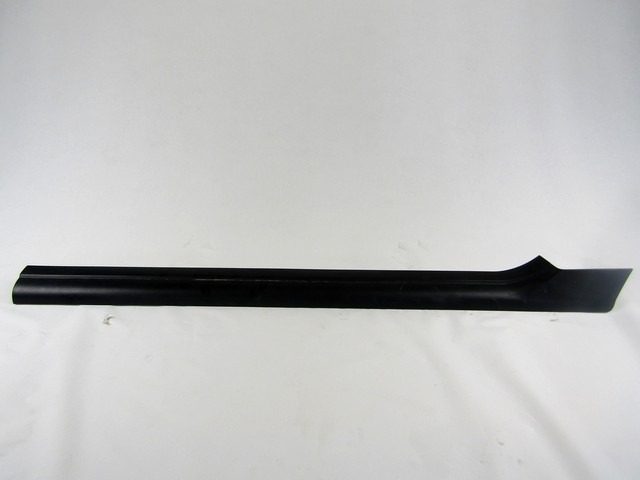 NOTRANJA OBLOGA PRAGA  OEM N. 8239958 ORIGINAL REZERVNI DEL BMW SERIE 3 E46 BER/SW/COUPE/CABRIO LCI R (2002 - 2005) DIESEL LETNIK 2004
