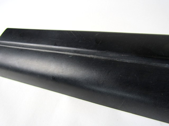 NOTRANJA OBLOGA PRAGA  OEM N. 8239958 ORIGINAL REZERVNI DEL BMW SERIE 3 E46 BER/SW/COUPE/CABRIO LCI R (2002 - 2005) DIESEL LETNIK 2004