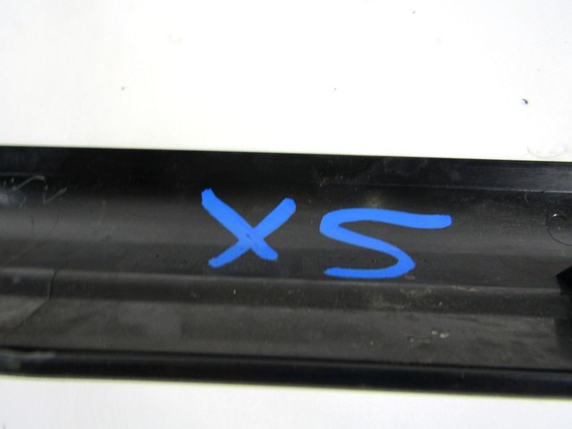 NOTRANJA OBLOGA PRAGA  OEM N. 8239957 ORIGINAL REZERVNI DEL BMW SERIE 3 E46 BER/SW/COUPE/CABRIO LCI R (2002 - 2005) DIESEL LETNIK 2004