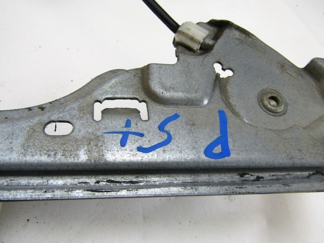 ROCNI SISTEM ZA DVIGOVANJE ZADNJEGA STEKLA  OEM N. 8200219258 ORIGINAL REZERVNI DEL RENAULT MODUS F/JP0 R (2008 - 09/2013) DIESEL LETNIK 2011