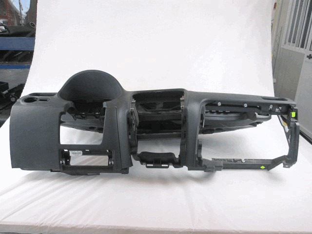 ARMATURNA PLOSCA OEM N. 6R1857001AS ORIGINAL REZERVNI DEL VOLKSWAGEN POLO 6R1 6C1 (06/2009 - 02/2014) DIESEL LETNIK 2011