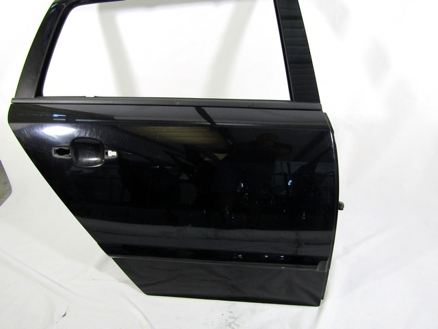 ZADNJA DESNA VRATA OEM N. 13168046 ORIGINAL REZERVNI DEL OPEL ASTRA H A04 L48 L08 L35 L67 R 5P/3P/SW (2007 - 2010) DIESEL LETNIK 2008