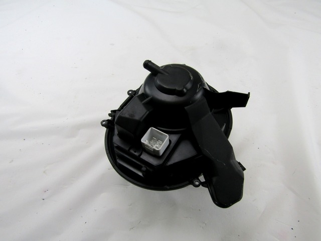 VENTILATOR  KABINE  OEM N. 9171479 ORIGINAL REZERVNI DEL VOLVO V70 MK2 285 (2000 - 2007) DIESEL LETNIK 2004