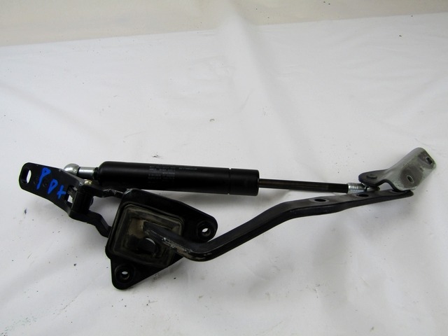 PANTI PRTLJAZNIH VRAT OEM N. 30674494 ORIGINAL REZERVNI DEL VOLVO V70 MK2 285 (2000 - 2007) DIESEL LETNIK 2004