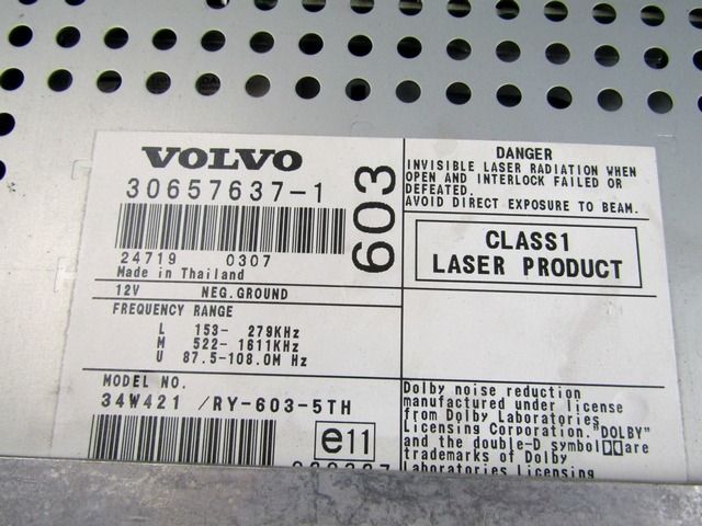 RADIO CD / OJACEVALNIK / IMETNIK HIFI OEM N. 30657637 ORIGINAL REZERVNI DEL VOLVO V70 MK2 285 (2000 - 2007) DIESEL LETNIK 2004