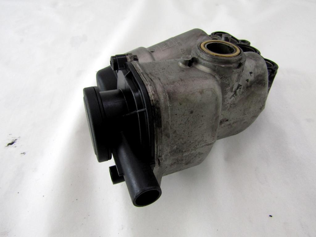 TOPLOTNI IZMENJEVALNIK/FILTER OLJA  OEM N. 6740273266 08642839 ORIGINAL REZERVNI DEL VOLVO V70 MK2 285 (2000 - 2007) DIESEL LETNIK 2004