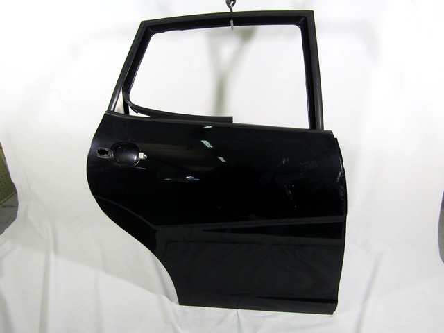 ZADNJA DESNA VRATA OEM N. 5P0833056A ORIGINAL REZERVNI DEL SEAT ALTEA 5P1 (2004 - 02/2009)BENZINA LETNIK 2006