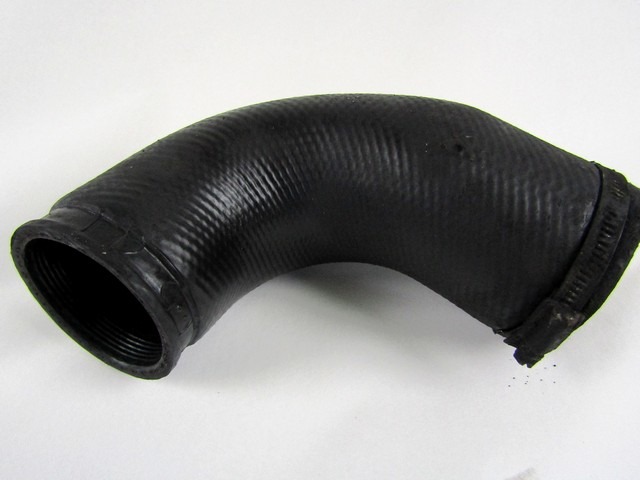 VISOKOTLACNE CEVI INTERCOOLER OEM N. 9434450 ORIGINAL REZERVNI DEL VOLVO S70 V70 874 875 876 MK1 (1996 - 2000)DIESEL LETNIK 1999