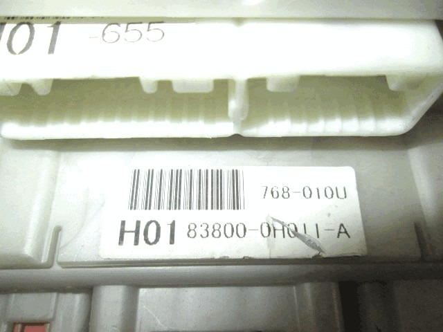 KILOMETER STEVEC OEM N. 83800-0H011 ORIGINAL REZERVNI DEL TOYOTA AYGO B1 (2005 - 2009) BENZINA LETNIK 2008