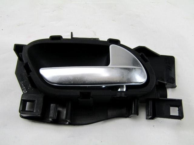 NOTRANJA KLJUKA  OEM N. 9683446577 ORIGINAL REZERVNI DEL DS DS3 (2015 - 2019)BENZINA LETNIK 2015