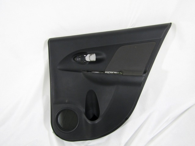 VRATNI PANEL OEM N. PNPDTTYURBANCRUISERP1SV5P ORIGINAL REZERVNI DEL TOYOTA URBAN CRUISER P1 (2009 - 2014) DIESEL LETNIK 2010