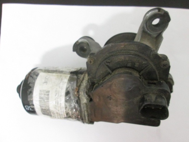 MOTORCEK PREDNJIH BRISALCEV OEM N. MR388038 ORIGINAL REZERVNI DEL MITSUBISHI PAJERO V60 (2000 - 2007) DIESEL LETNIK 2002