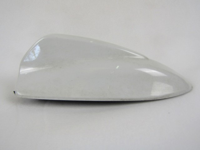 ZUNANJI PROFILI IN LETVE OEM N. 39850727 ORIGINAL REZERVNI DEL VOLVO V40 MK1 525 526 (2012 - 2016)DIESEL LETNIK 2012