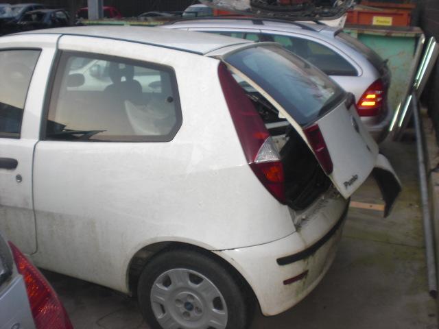 FIAT PUNTO CLASSIC 1.2 B 44KW 5M 3P (2004) RICAMBIO USATO 