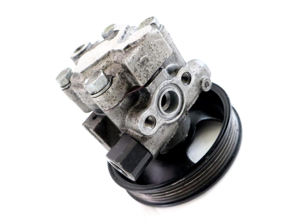 SERVO CRPALKA  OEM N. 571104D000 ORIGINAL REZERVNI DEL KIA CARNIVAL VQ MK2 (2006 - 2014)DIESEL LETNIK 2009