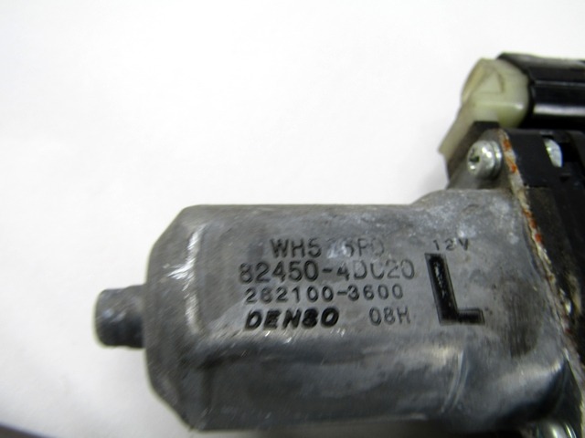 MEHANIZEM DVIGA ZADNJIH STEKEL  OEM N. 824504D020 2621003600 ORIGINAL REZERVNI DEL KIA CARNIVAL VQ MK2 (2006 - 2014)DIESEL LETNIK 2009