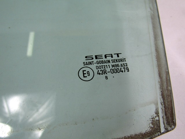 STEKLO SPREDNJIH LEVIH VRAT OEM N. 6J4845201B ORIGINAL REZERVNI DEL SEAT IBIZA 6J5 6P1 MK4 BER/SW (2008 - 2012)DIESEL LETNIK 2009