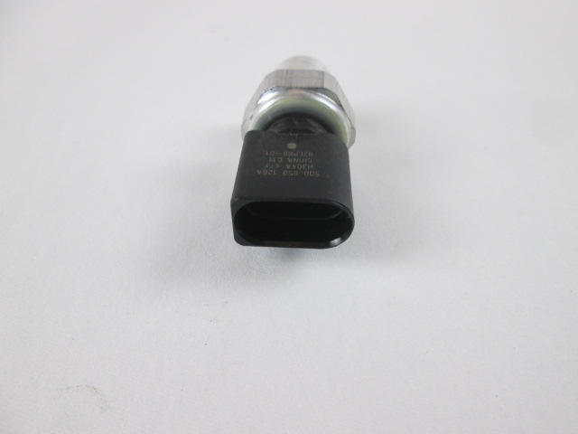 DRUGI SENZORJI OEM N. 5Q0959126A ORIGINAL REZERVNI DEL VOLKSWAGEN TIGUAN AD1 MK2 (2016-2020)DIESEL LETNIK 2016