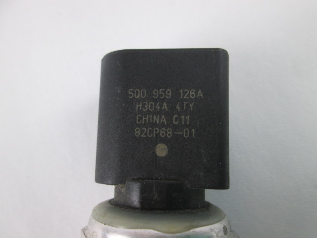 DRUGI SENZORJI OEM N. 5Q0959126A ORIGINAL REZERVNI DEL VOLKSWAGEN TIGUAN AD1 MK2 (2016-2020)DIESEL LETNIK 2016