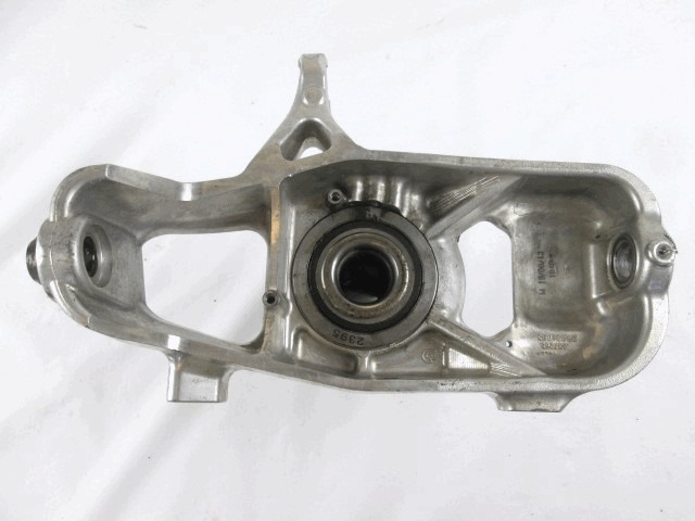 LEVI VRTLJIVI LEZAJ / PESTO KOLESA Z LEZAJEM SPREDAJ OEM N. 237265 ORIGINAL REZERVNI DEL FERRARI 458 (2009 - 2015)BENZINA LETNIK 2009