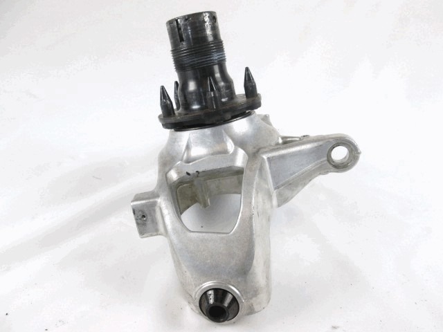 LEVI VRTLJIVI LEZAJ / PESTO KOLESA Z LEZAJEM SPREDAJ OEM N. 237265 ORIGINAL REZERVNI DEL FERRARI 458 (2009 - 2015)BENZINA LETNIK 2009