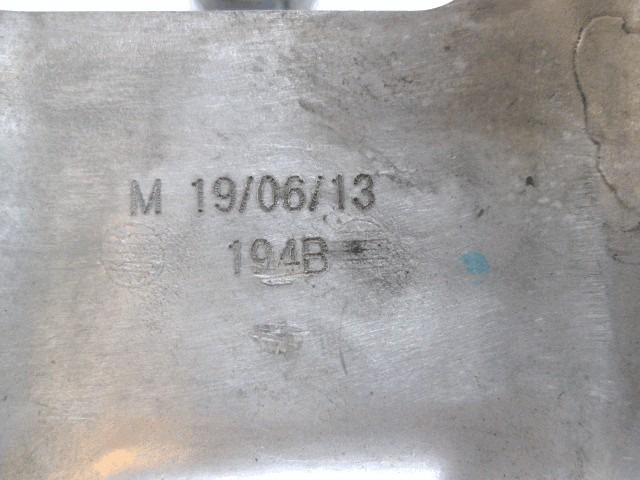 LEVI VRTLJIVI LEZAJ / PESTO KOLESA Z LEZAJEM SPREDAJ OEM N. 237265 ORIGINAL REZERVNI DEL FERRARI 458 (2009 - 2015)BENZINA LETNIK 2009