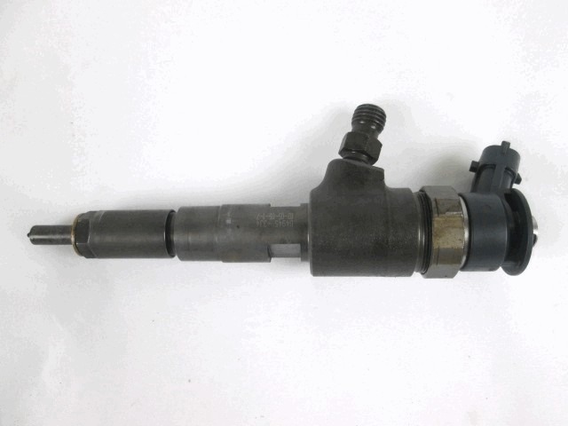 INJEKTORJI DIESEL OEM N. 445110252 ORIGINAL REZERVNI DEL PEUGEOT 207 / 207 CC WA WC WD WK (2006 - 05/2009) DIESEL LETNIK 2006