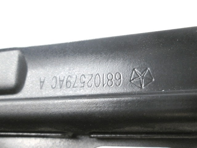 COVER / STOLPEC B / VRATA / SPREDNJA OEM N. 68102579AC ORIGINAL REZERVNI DEL JEEP CHEROKEE MK5 KL (DAL 2013) DIESEL LETNIK 2016