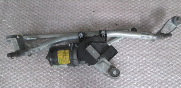 MOTORCEK PREDNJIH BRISALCEV OEM N. 8200036921 ORIGINAL REZERVNI DEL RENAULT MEGANE MK2 R BM0/1 CM0/1 EM0/1 KM0/1 LM0/1 BER/GRANDTOUR  (2006 - 2009) DIESEL LETNIK 2008