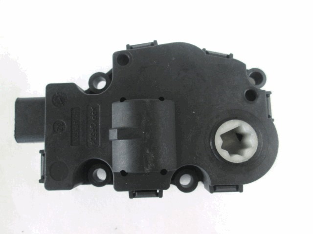 MOTORCEK OGREVANJA OEM N. 410475520 ORIGINAL REZERVNI DEL BMW X5 E70 (2006 - 2010) DIESEL LETNIK 2010