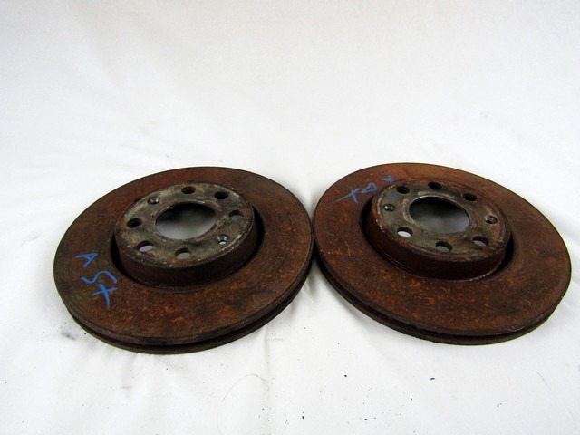 SPREDNJI ZAVORNI DISKI OEM N. 55700920 ORIGINAL REZERVNI DEL FIAT GRANDE PUNTO 199 (2005 - 2012) BENZINA/GPL LETNIK 2009