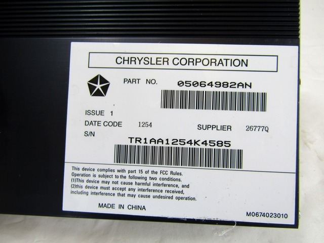 OJACEVALEC AVDIO/RADIO ENOTA  OEM N. 05064982AN ORIGINAL REZERVNI DEL LANCIA THEMA LX MK2 (2011 - 2014)DIESEL LETNIK 2013