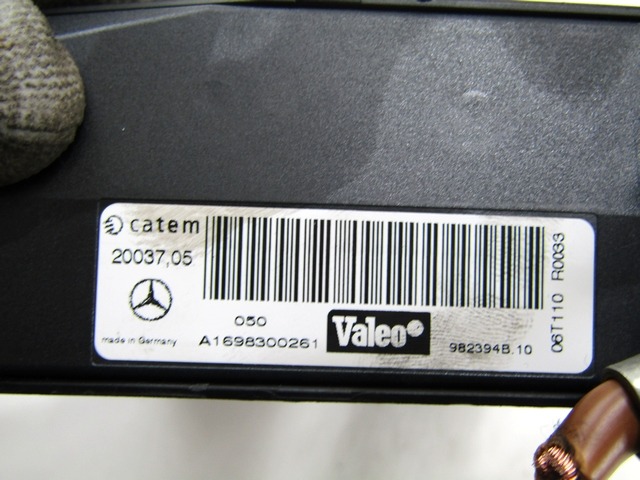 HLADILNIK ZA GRETJE OEM N. A1698300261 ORIGINAL REZERVNI DEL MERCEDES CLASSE A W169 5P C169 3P (2004 - 04/2008) DIESEL LETNIK 2006