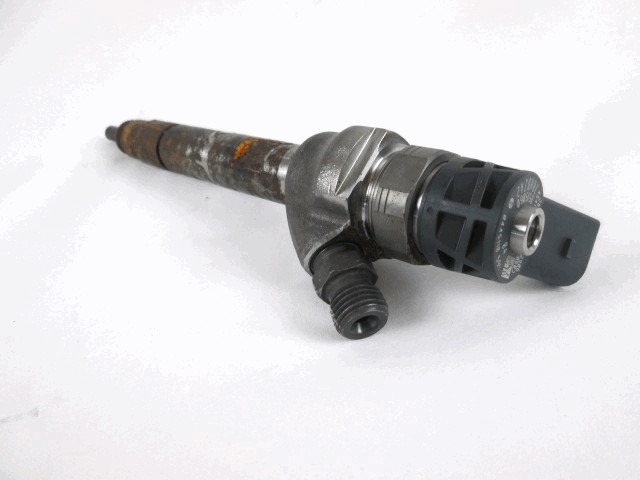 INJEKTORJI DIESEL OEM N. 13538515060 ORIGINAL REZERVNI DEL BMW SERIE 1 BER/COUPE F20/F21 (2011 - 2015) DIESEL LETNIK 2014