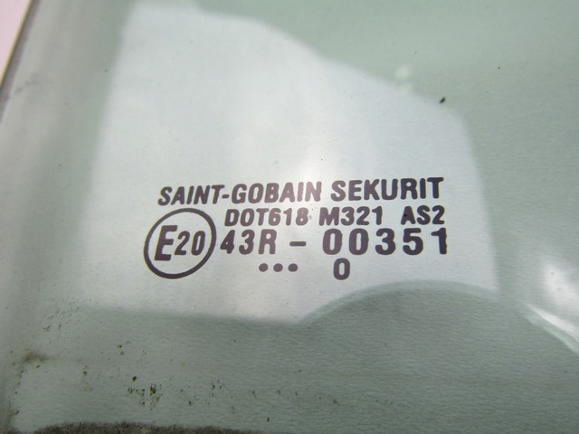 STEKLO ZADNJIH DESNIH VRAT OEM N. 71743537 ORIGINAL REZERVNI DEL FIAT SEDICI FY R (05/2009 - 2014) BENZINA LETNIK 2010