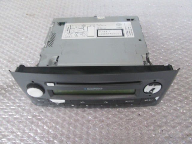 RADIO CD / OJACEVALNIK / IMETNIK HIFI OEM N. 7646328316 ORIGINAL REZERVNI DEL FIAT GRANDE PUNTO 199 (2005 - 2012) DIESEL LETNIK 2006