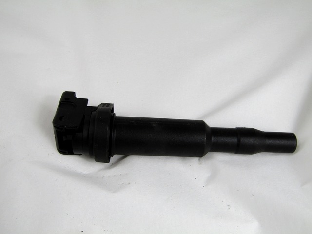 VZIGALNE TULJAVE OEM N. 221504470 ORIGINAL REZERVNI DEL CITROEN DS3 (2009 - 2014) BENZINA LETNIK 2011