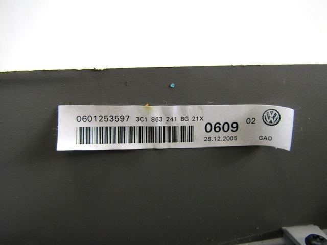 NASLON ZA ROKE/SREDINSKA KONZOLA OEM N. 3C1863241BG ORIGINAL REZERVNI DEL VOLKSWAGEN PASSAT B6 3C2 3C5 BER/SW (2005 - 09/2010)  DIESEL LETNIK 2006