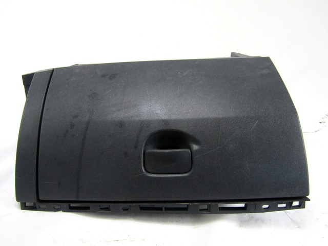 PREDAL ZA DOKUMENTE OEM N. 8200475692 ORIGINAL REZERVNI DEL RENAULT CLIO BR0//1 CR0/1 KR0/1 MK3 R (05/2009 - 2013) DIESEL LETNIK 2009