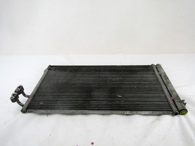 HLADILNIK KLIME OEM N. 64539169526 ORIGINAL REZERVNI DEL BMW SERIE 3 BER/SW/COUPE/CABRIO E90/E91/E92/E93 (2005 -2009) DIESEL LETNIK 2008