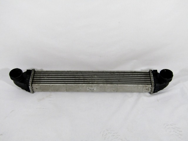 HLADILNIK INTERCOOLER OEM N. A1695000000 ORIGINAL REZERVNI DEL MERCEDES CLASSE B W245 T245 5P (2005 - 2011) DIESEL LETNIK 2008