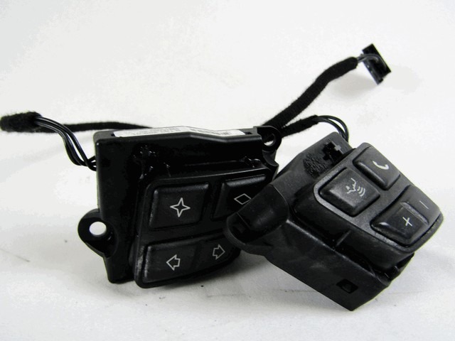 MULTIFUNKCIJSKI VOLAN OEM N. 912328901 ORIGINAL REZERVNI DEL BMW SERIE 3 BER/SW/COUPE/CABRIO E90/E91/E92/E93 (2005 -2009) DIESEL LETNIK 2008