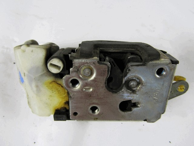 CENTRALNO ZAKLEPANJE ZADNJIH DESNIH VRAT OEM N. 46556820 ORIGINAL REZERVNI DEL ALFA ROMEO 147 937 (2001 - 2005)DIESEL LETNIK 2002