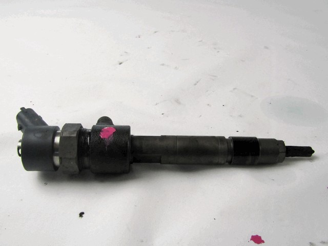 INJEKTORJI DIESEL OEM N. 445110119 ORIGINAL REZERVNI DEL ALFA ROMEO 147 937 (2001 - 2005)DIESEL LETNIK 2002