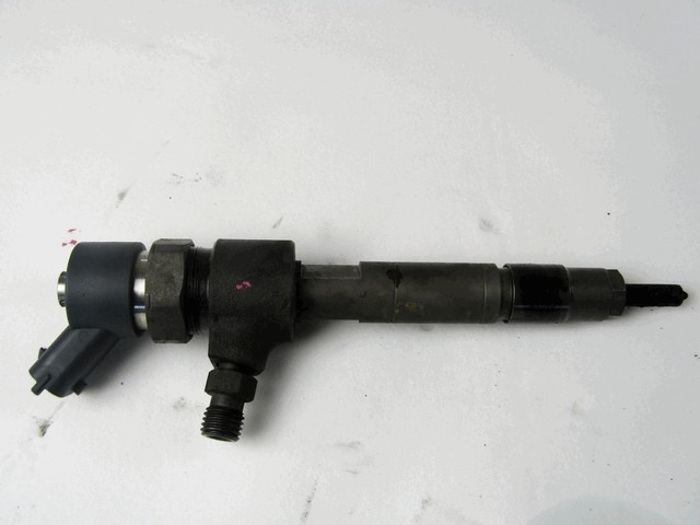 INJEKTORJI DIESEL OEM N. 445110119 ORIGINAL REZERVNI DEL ALFA ROMEO 147 937 (2001 - 2005)DIESEL LETNIK 2002