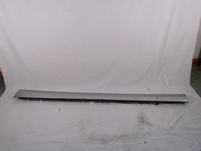 OKRASNA LETEV PRAGA  OEM N. A2036981354 ORIGINAL REZERVNI DEL MERCEDES CLASSE C W203 BER/SW (2000 - 2007) DIESEL LETNIK 2001
